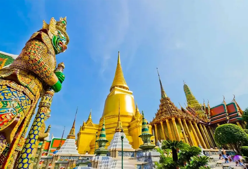 Half-day Grand Palace & Temples Tour